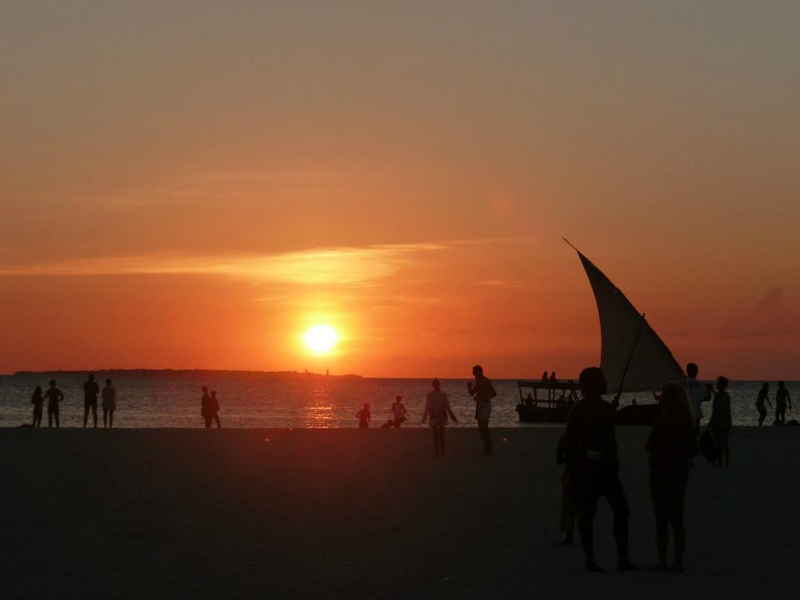 KENDWA BEACH RESORT EDEN VILLAGE ZANZIBAR TRAMONTO2